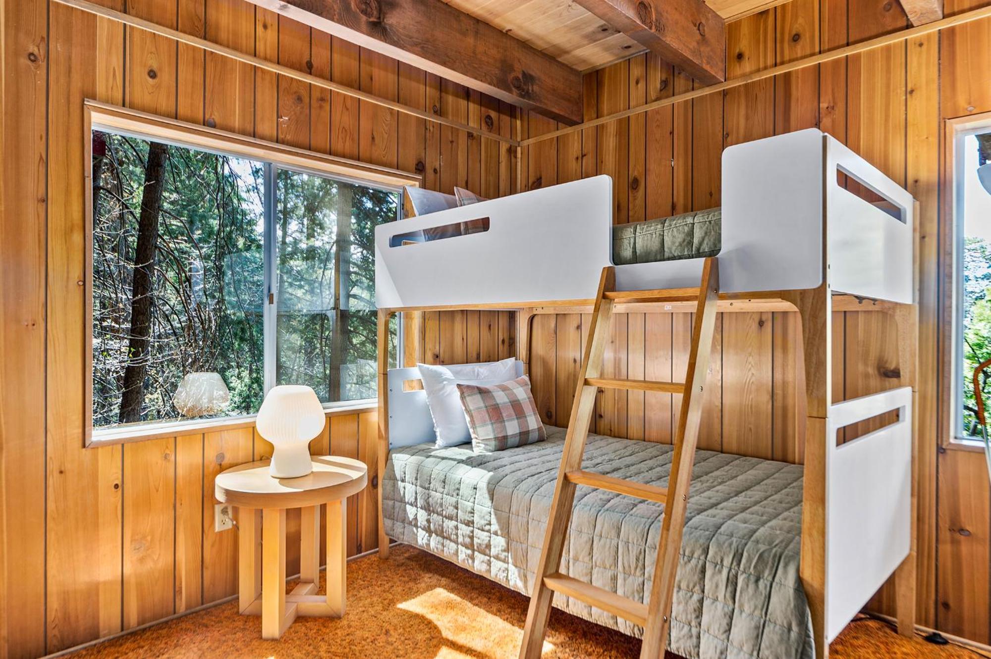 Pet & Kid Friendly Cozy Cabin, Bbq, Firepit, Outdoor Dining, Forest Views Lake Arrowhead Bagian luar foto